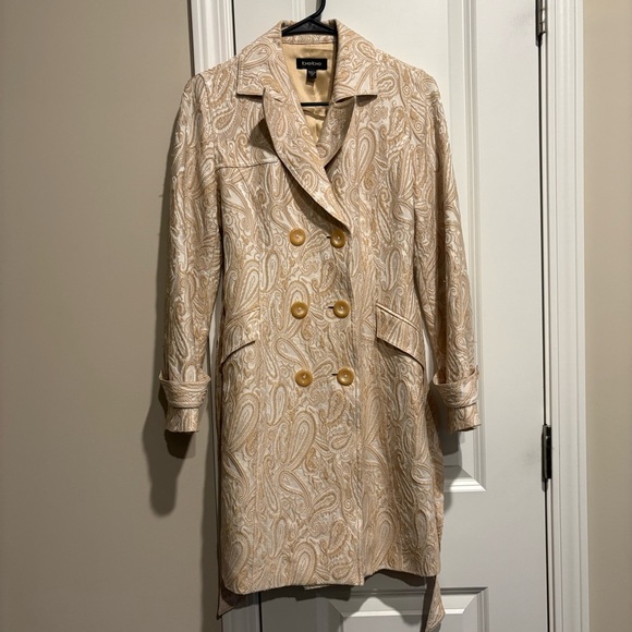 bebe Jackets & Blazers - Vintage bebe Paisley Trench Coat in Cream and Tan Size XS